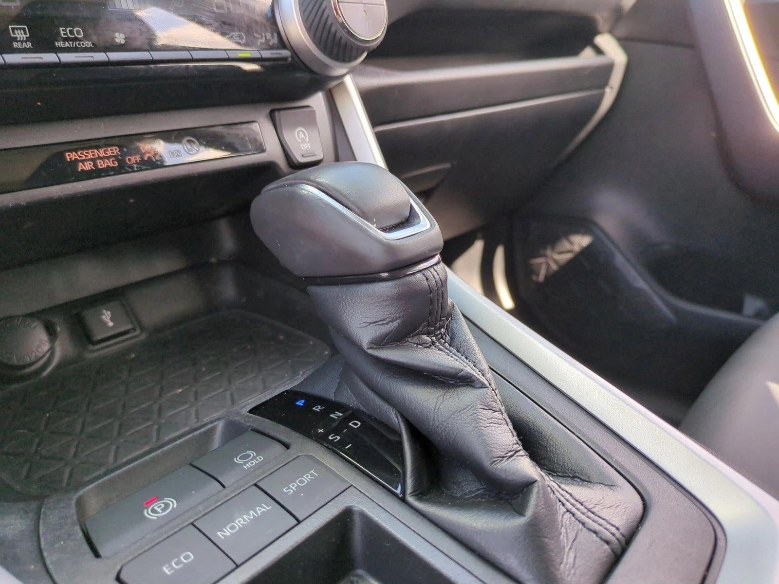 2021 Toyota RAV4 XLE Premium FWD (Natl)