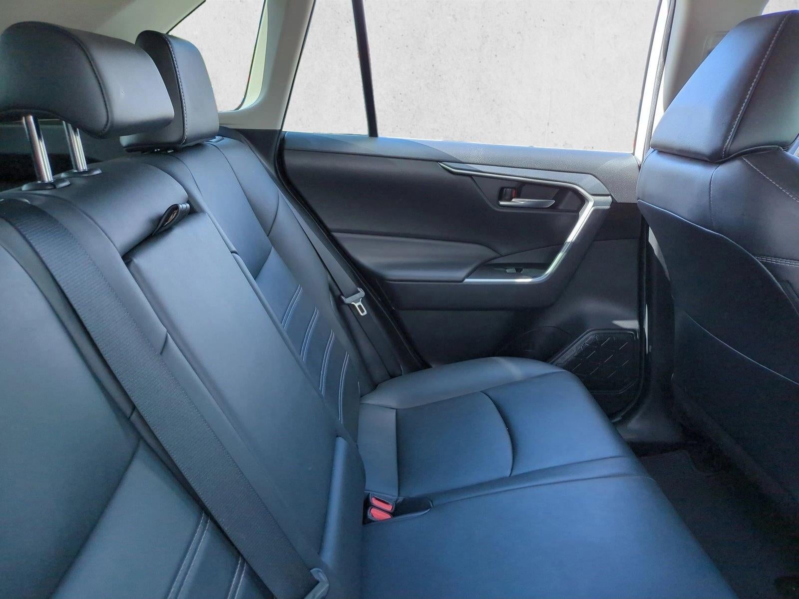 2021 Toyota RAV4 XLE Premium FWD (Natl)