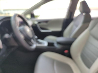 2024 Toyota RAV4 XLE Premium FWD (Natl)