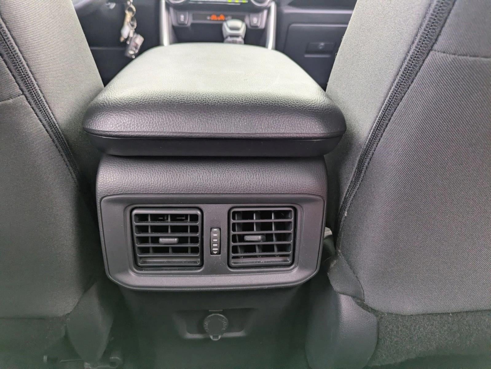 2025 Toyota RAV4 LE FWD (GS)