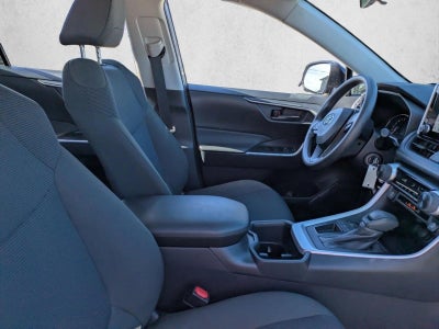 2025 Toyota RAV4 LE FWD (GS)