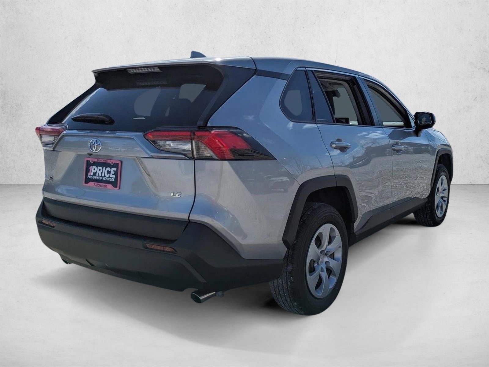 2025 Toyota RAV4 LE FWD (GS)