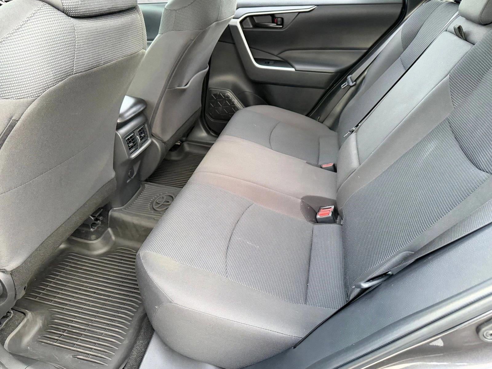 2024 Toyota RAV4 LE FWD (GS)
