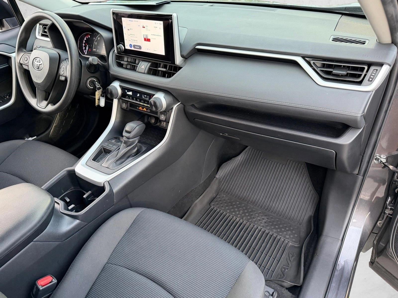 2024 Toyota RAV4 LE FWD (GS)