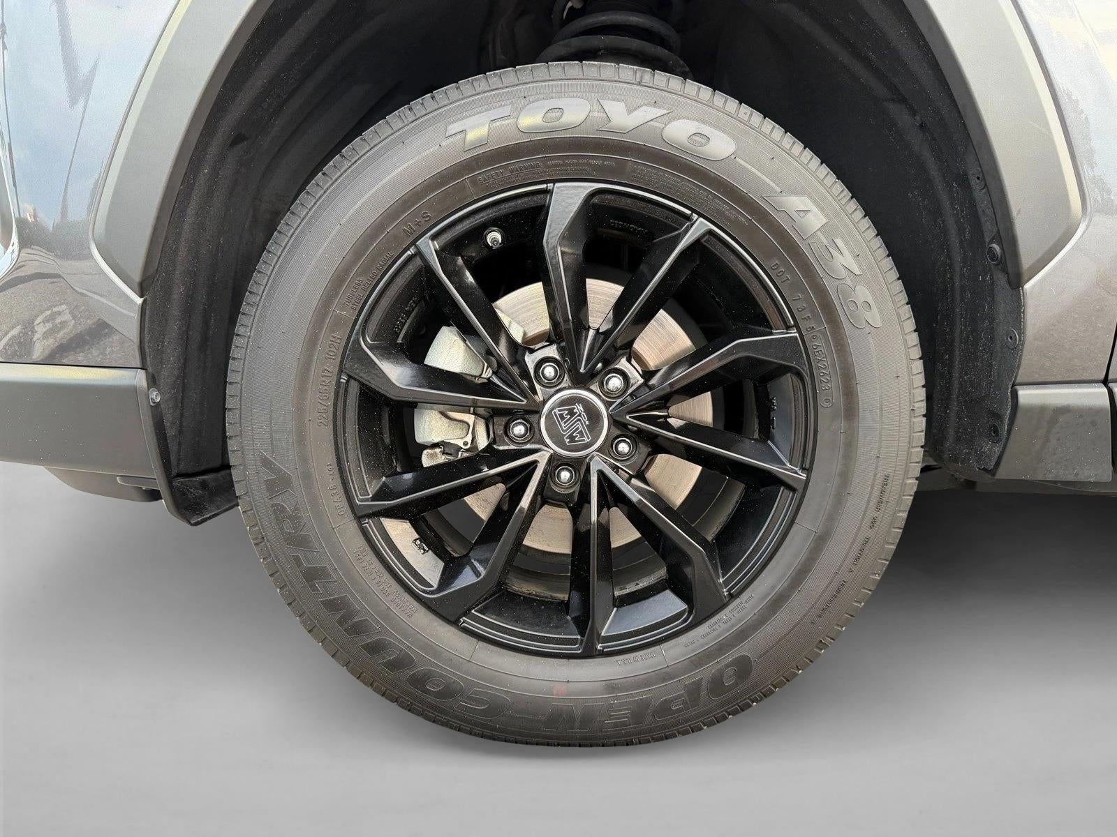 2024 Toyota RAV4 LE FWD (GS)