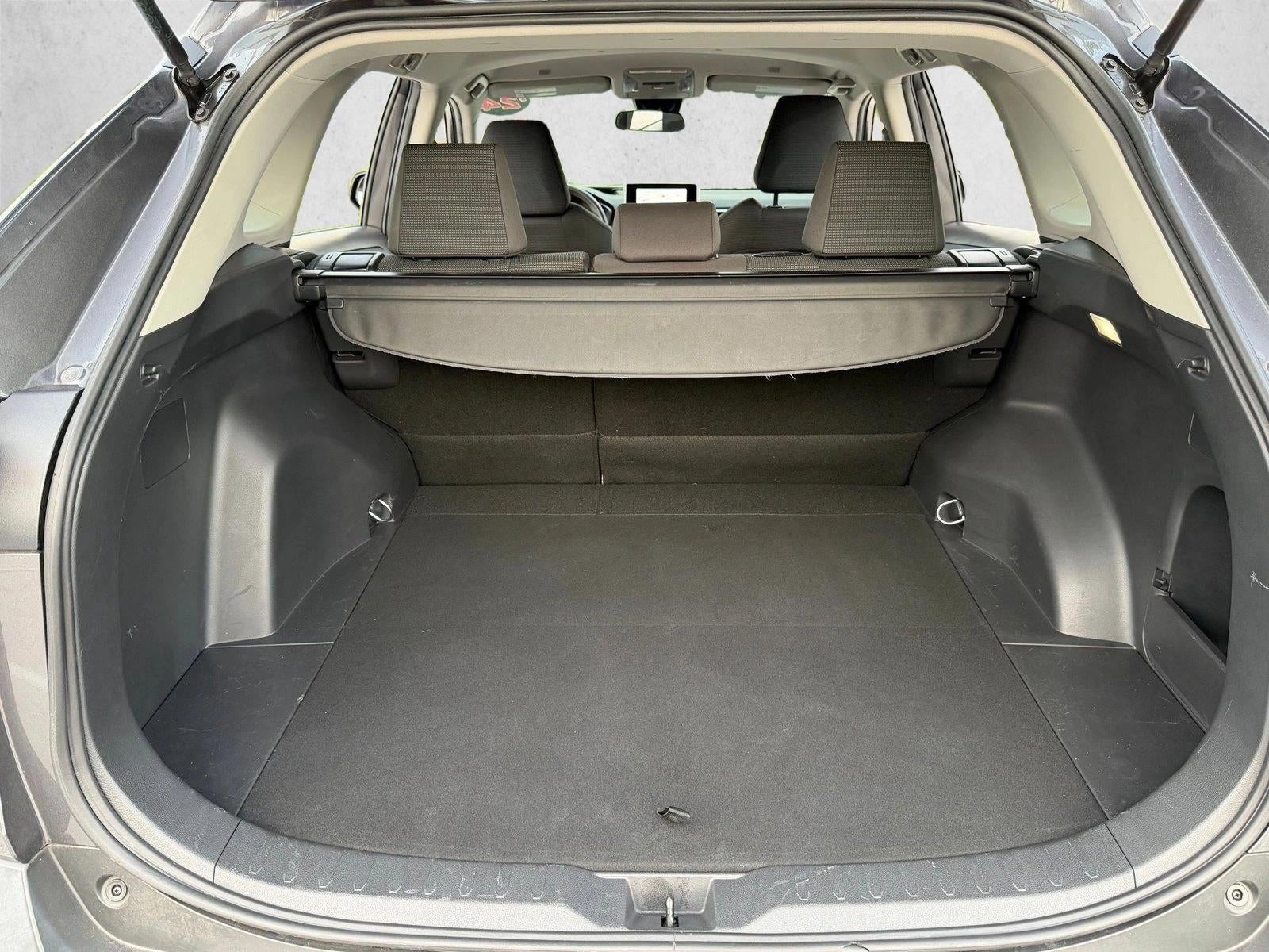 2024 Toyota RAV4 LE FWD (GS)