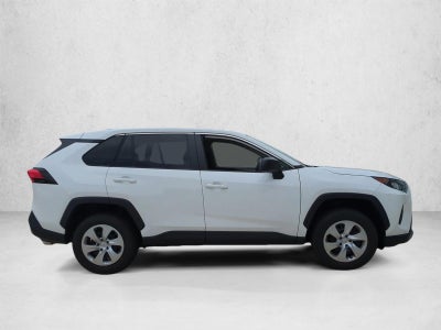 2022 Toyota RAV4 LE FWD (GS)