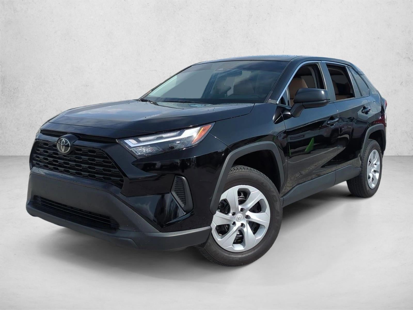 2025 Toyota RAV4 LE FWD (GS)