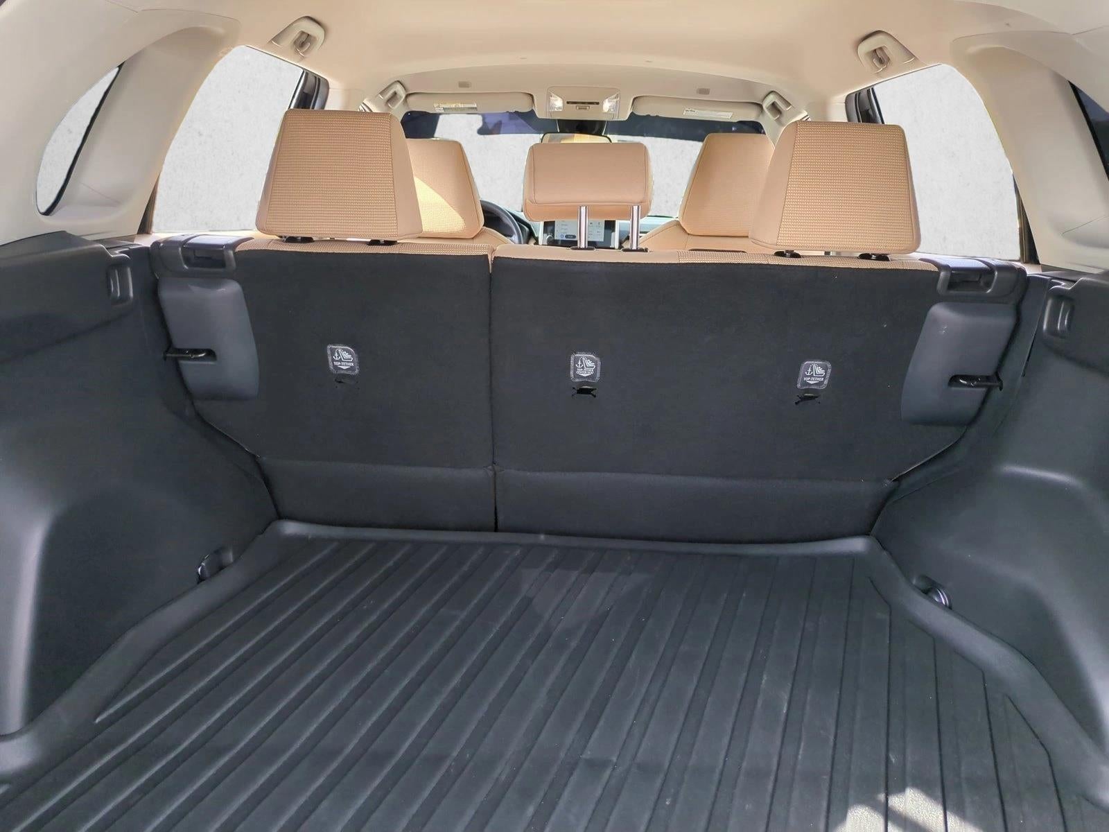 2025 Toyota RAV4 LE FWD (GS)