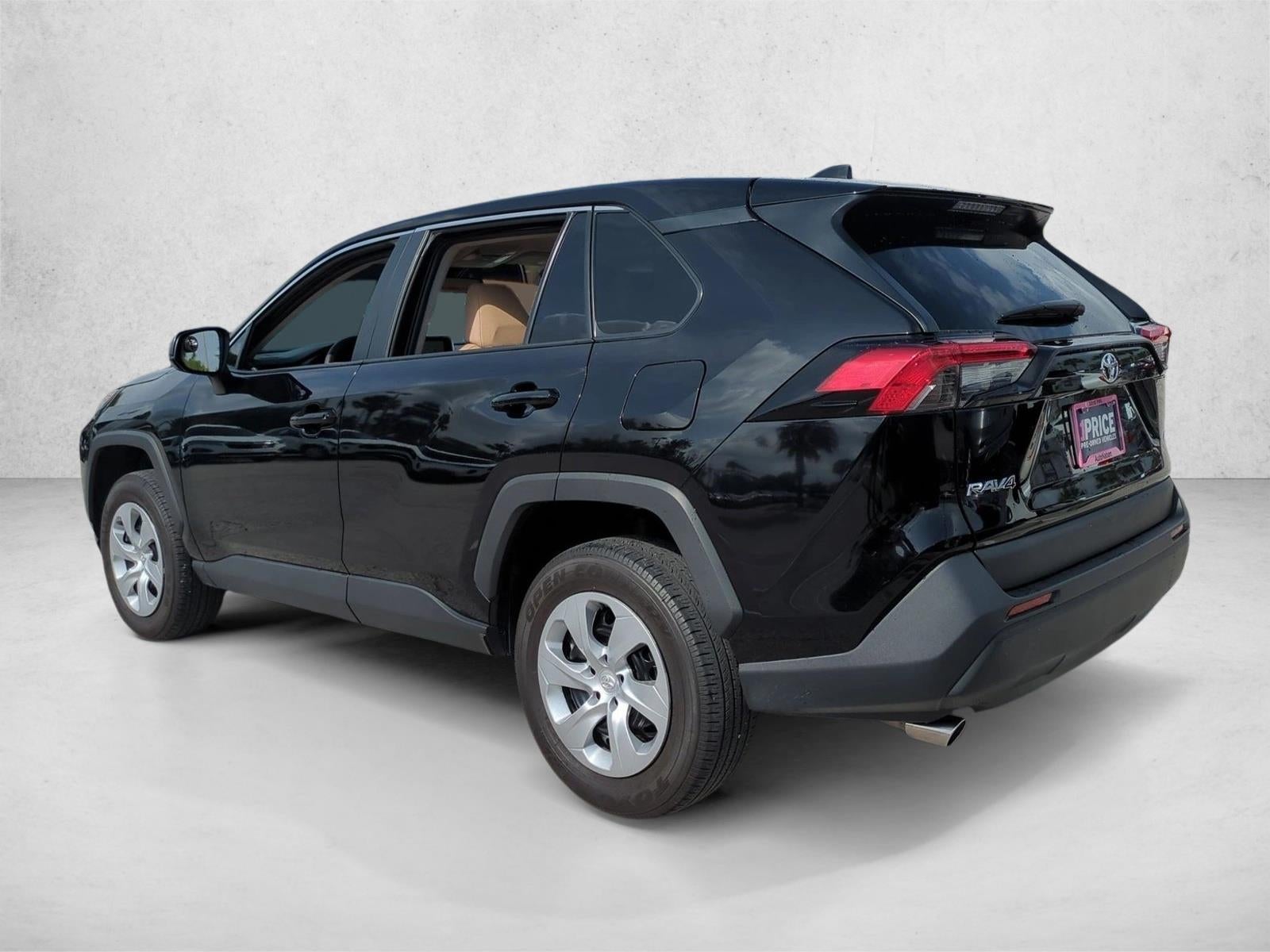 2025 Toyota RAV4 LE FWD (GS)