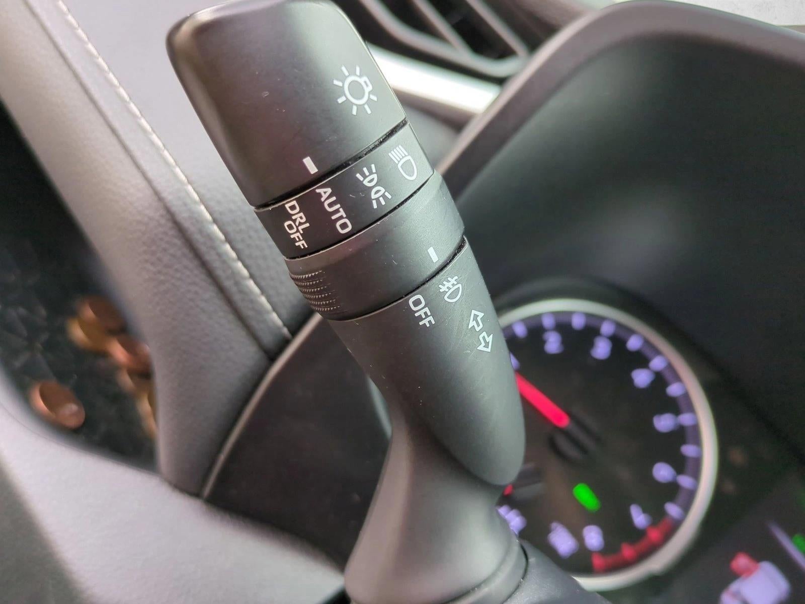 2020 Toyota RAV4 XLE AWD (Natl)