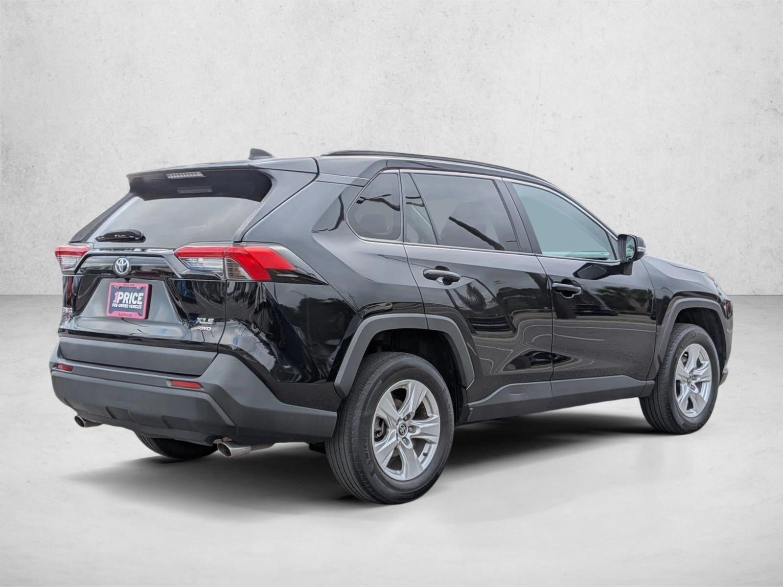 2021 Toyota RAV4 XLE AWD (Natl)