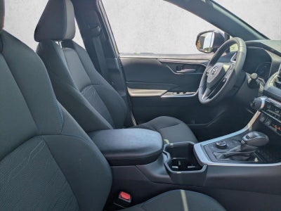 2025 Toyota RAV4 Hybrid SE AWD (Natl)