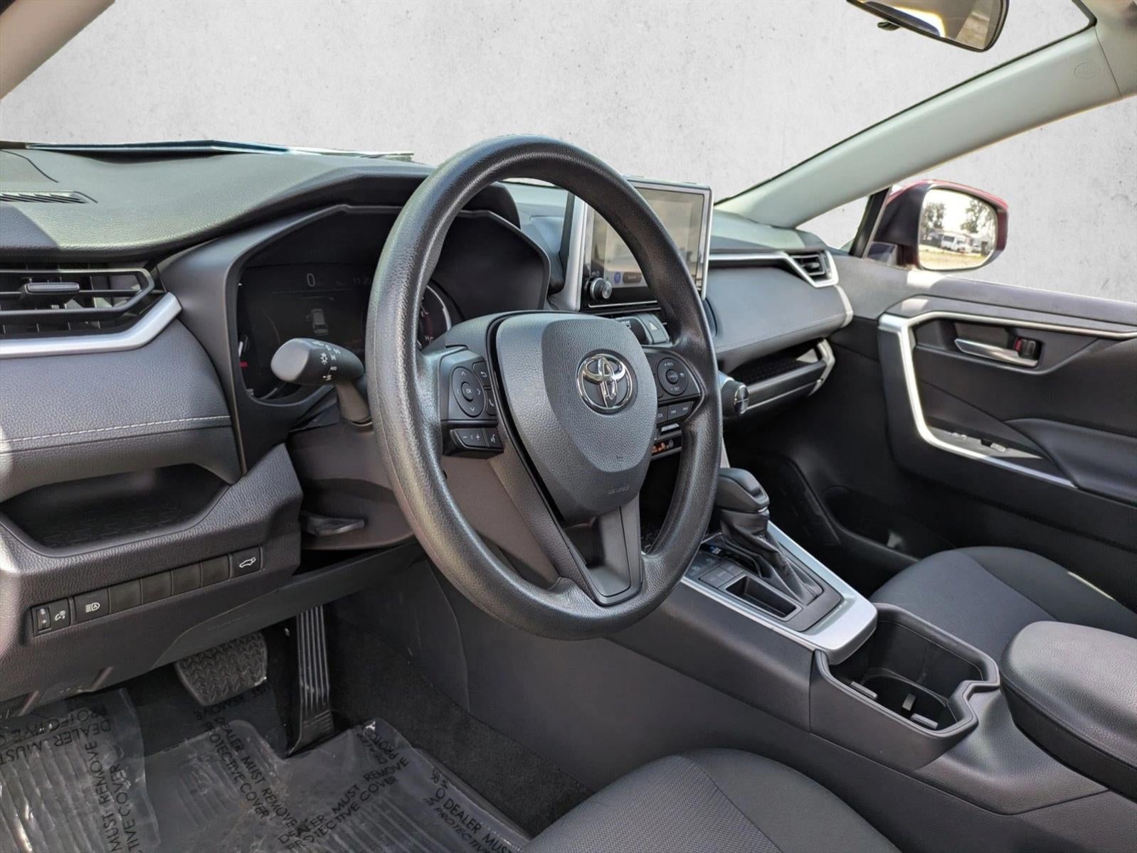 2024 Toyota RAV4 XLE FWD (GS)