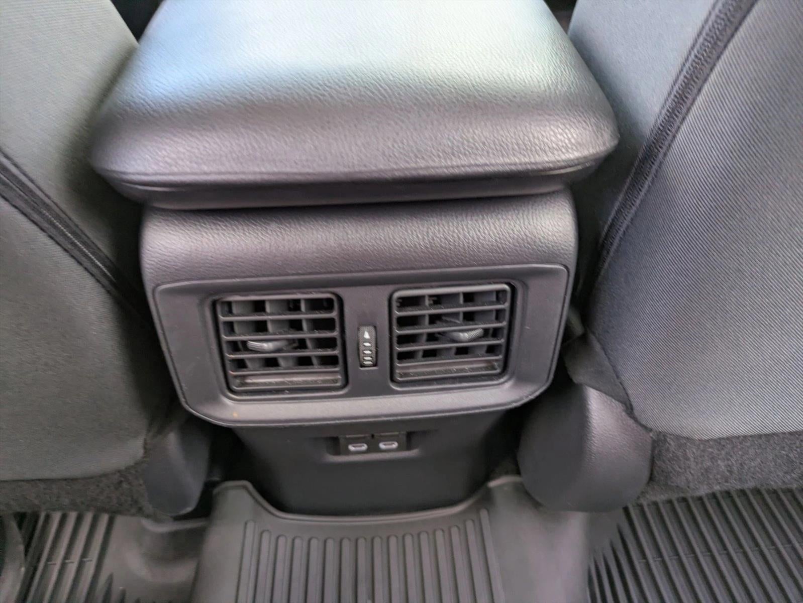 2024 Toyota RAV4 XLE FWD (GS)