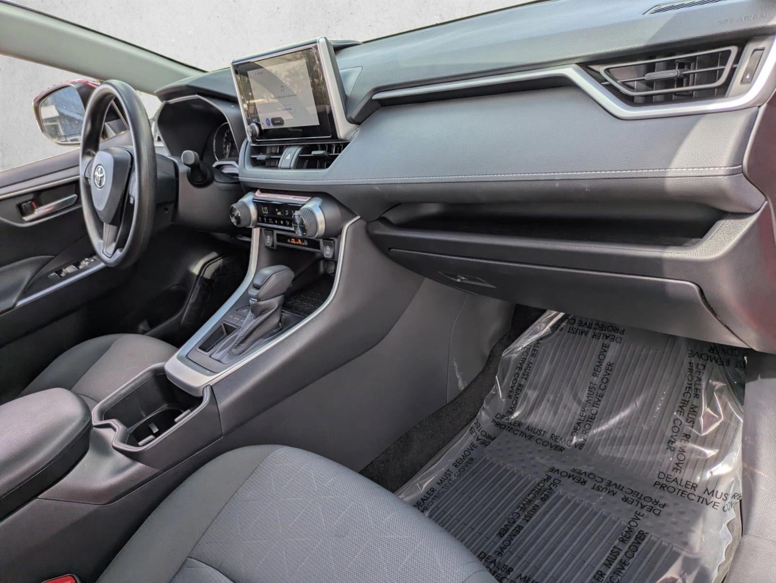 2024 Toyota RAV4 XLE FWD (GS)