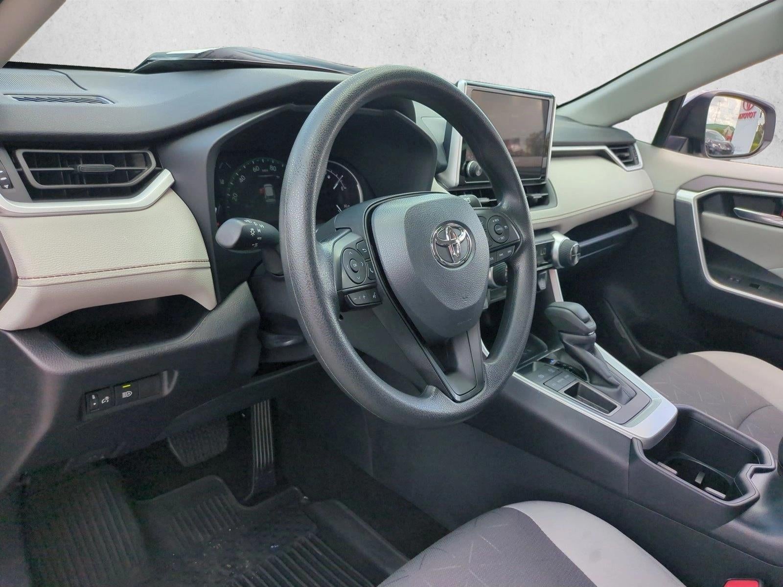 2025 Toyota RAV4 XLE FWD (Natl)