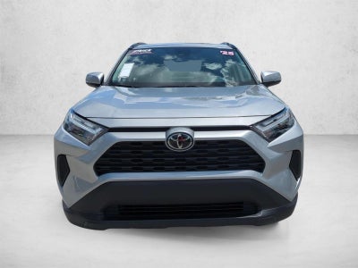 2025 Toyota RAV4 XLE FWD (Natl)