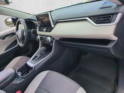 2025 Toyota RAV4 XLE FWD (Natl)