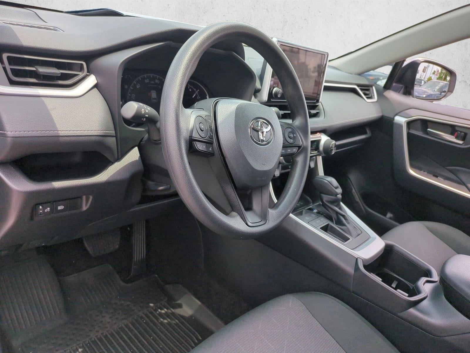 2025 Toyota RAV4 XLE FWD (Natl)