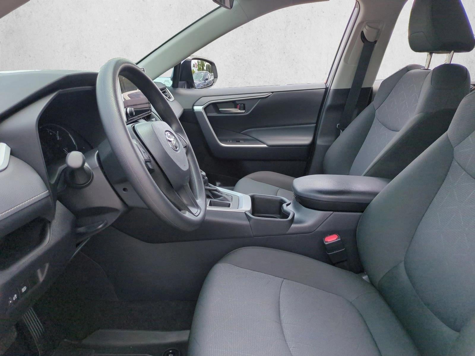 2025 Toyota RAV4 XLE FWD (Natl)