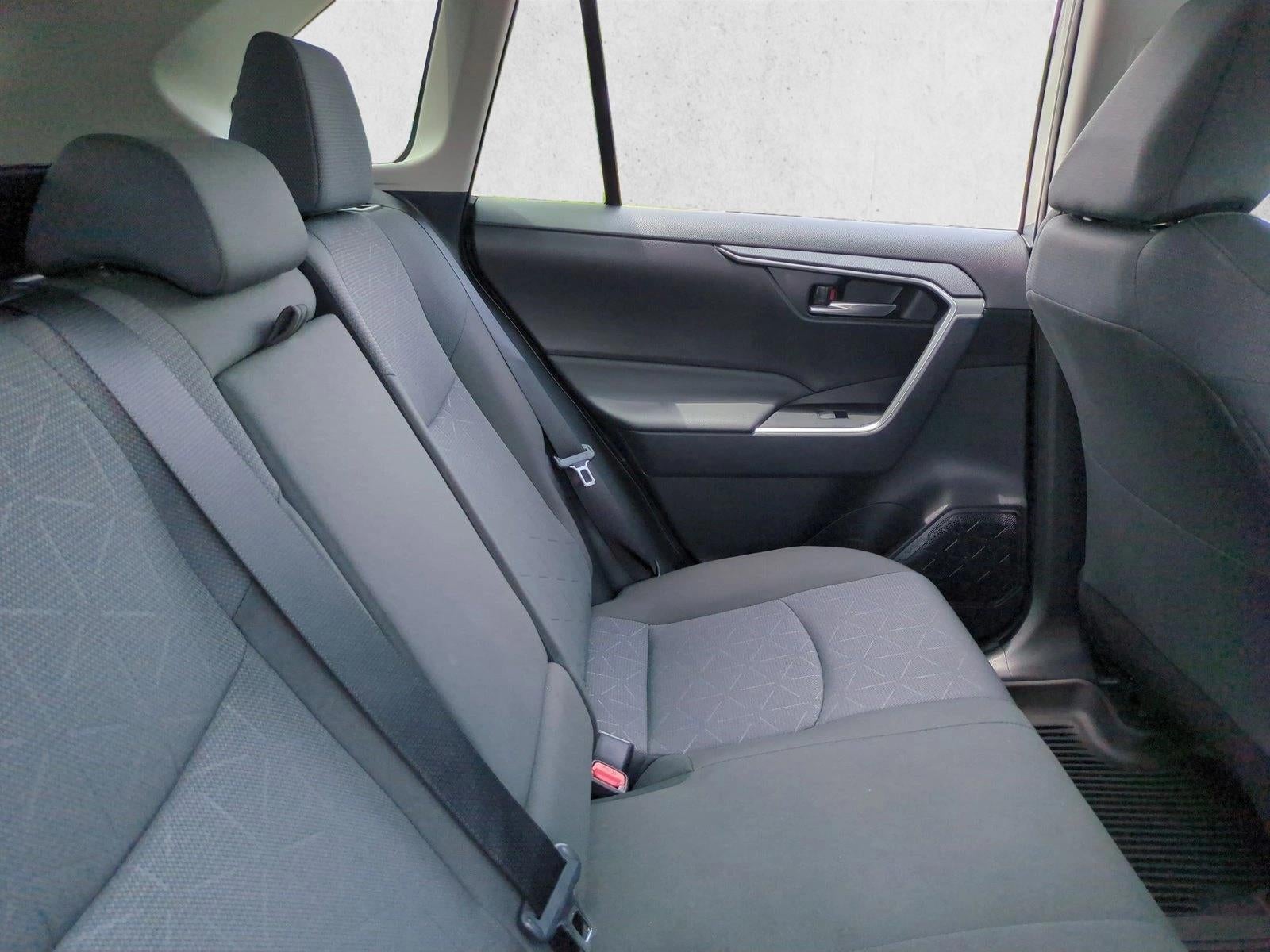2025 Toyota RAV4 XLE FWD (Natl)