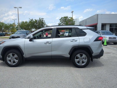 2025 Toyota RAV4 XLE FWD (Natl)