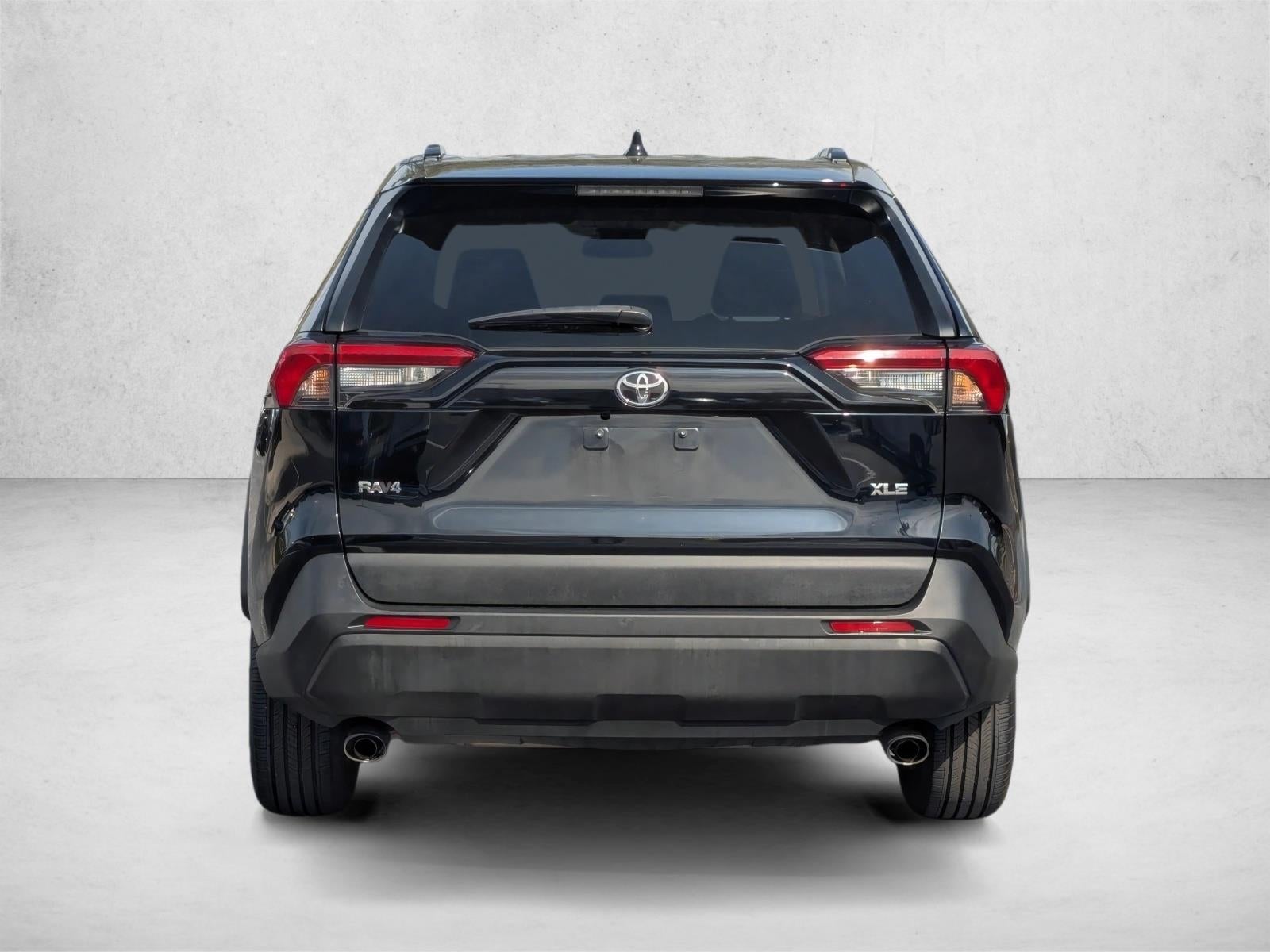 2021 Toyota RAV4 XLE FWD (GS)