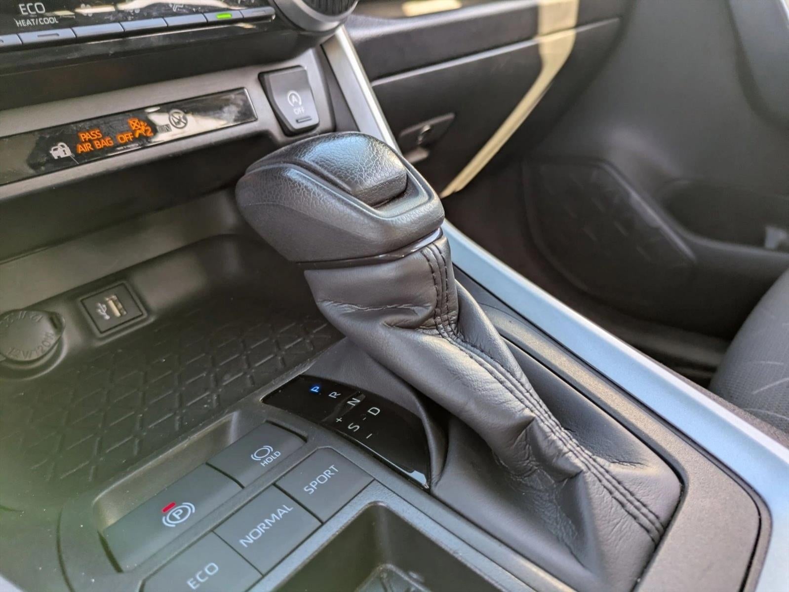 2024 Toyota RAV4 XLE FWD (GS)