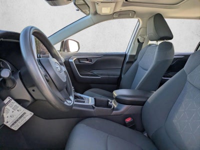 2024 Toyota RAV4 XLE FWD (GS)