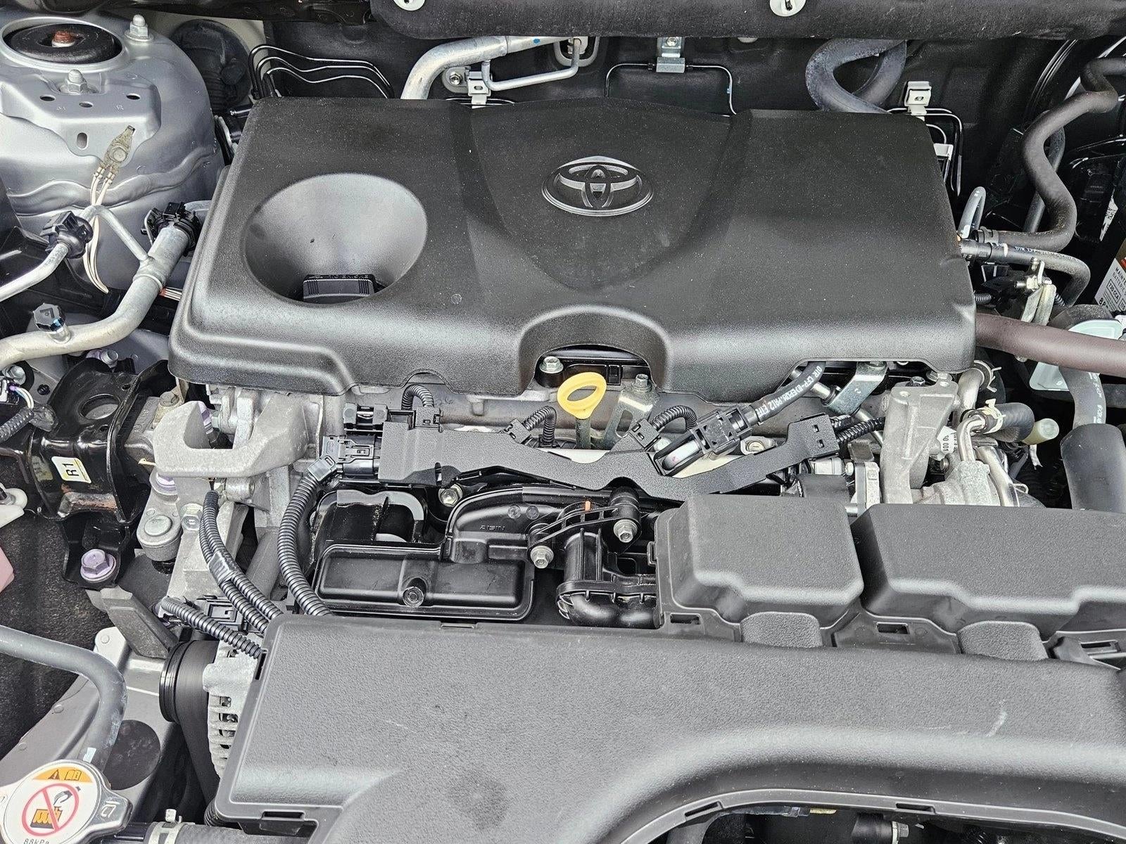 2021 Toyota RAV4 XLE FWD (GS)