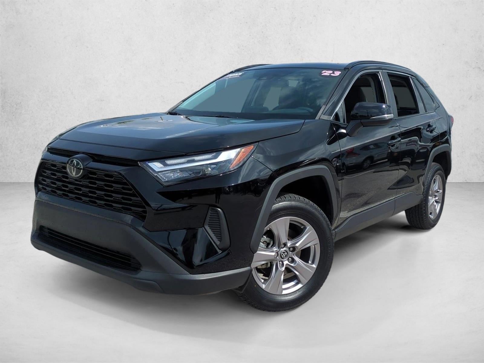 2023 Toyota RAV4 XLE FWD (GS)