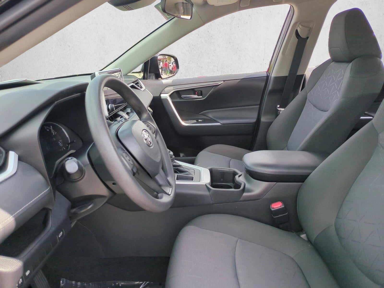 2023 Toyota RAV4 XLE FWD (GS)