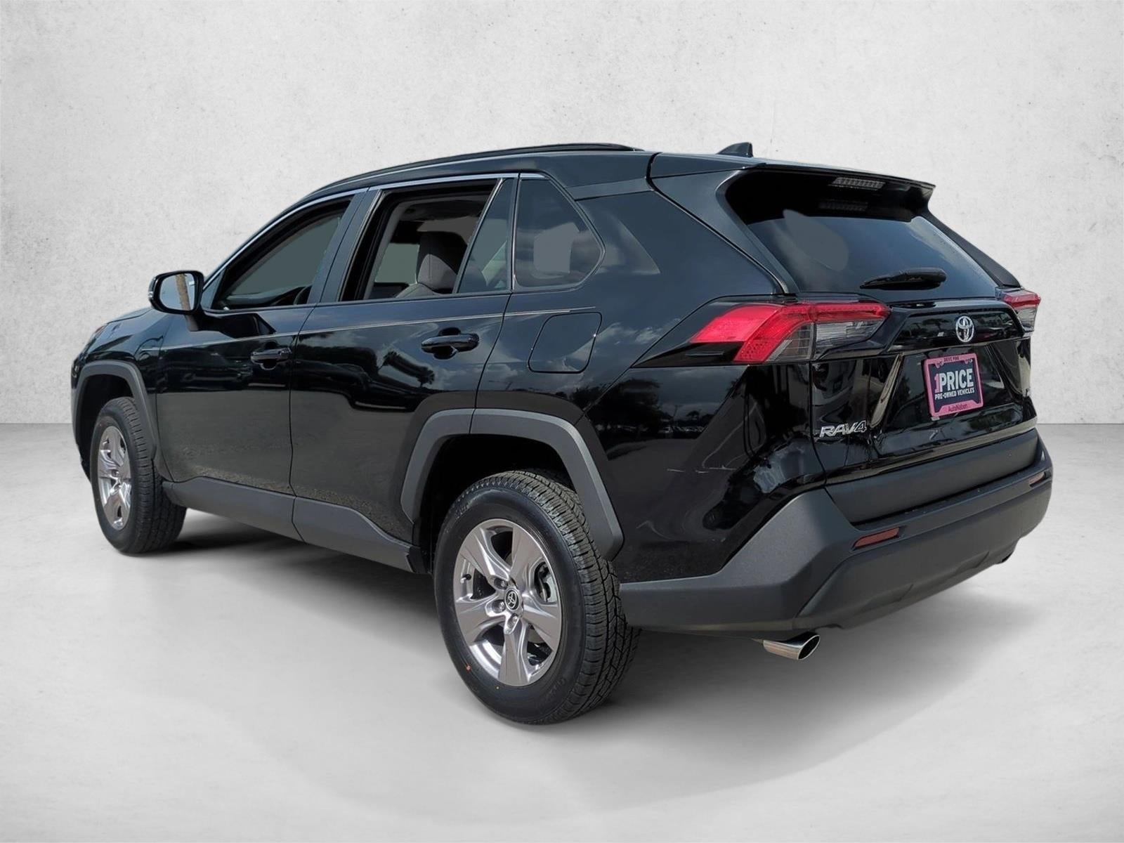 2023 Toyota RAV4 XLE FWD (GS)