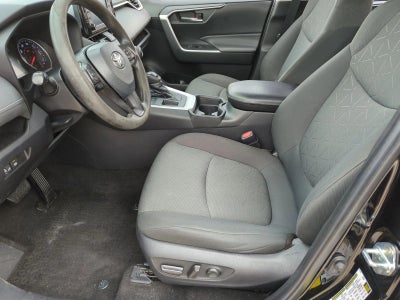 2021 Toyota RAV4 XLE FWD (GS)