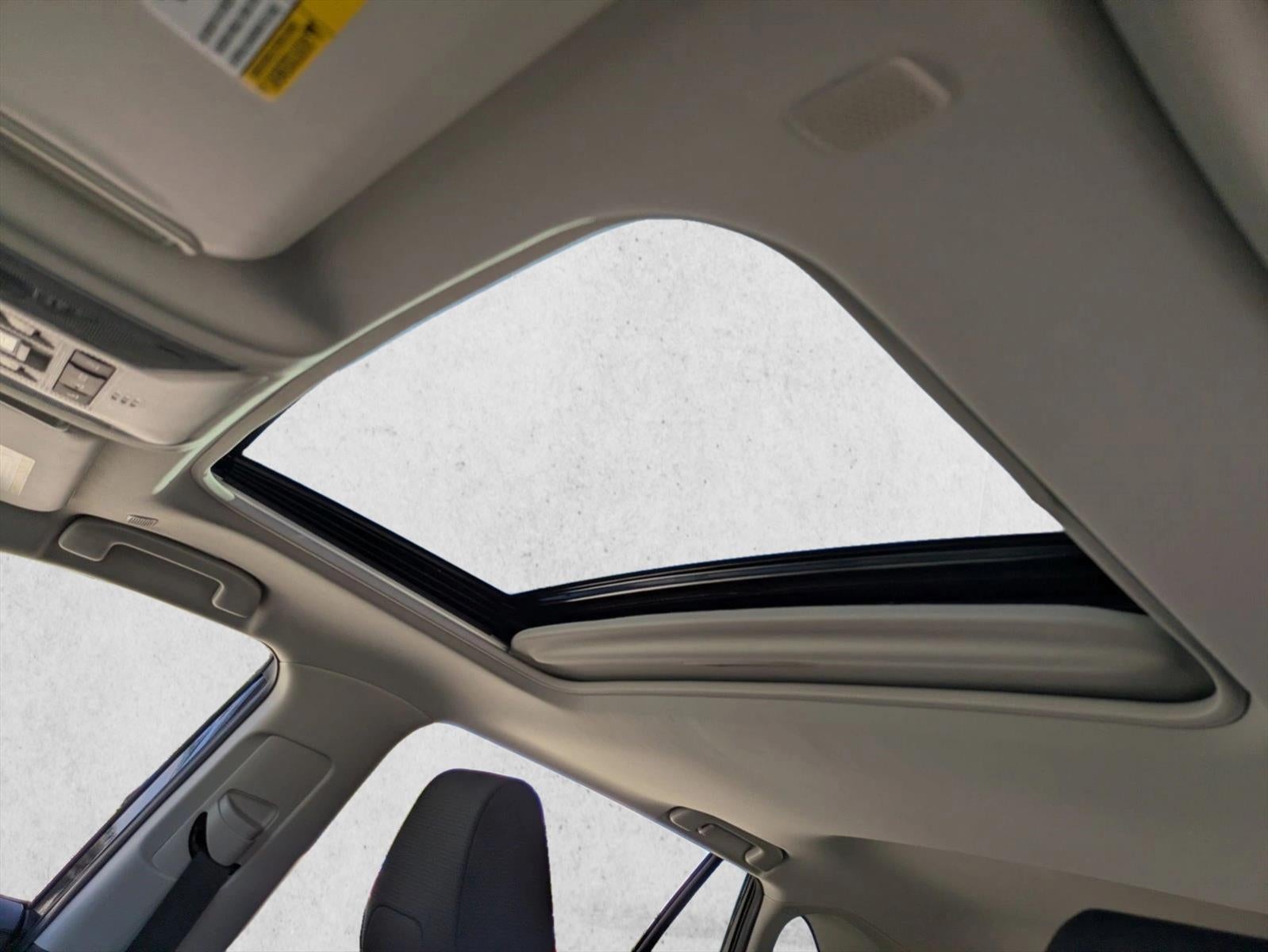 2025 Toyota RAV4 XLE FWD (GS)