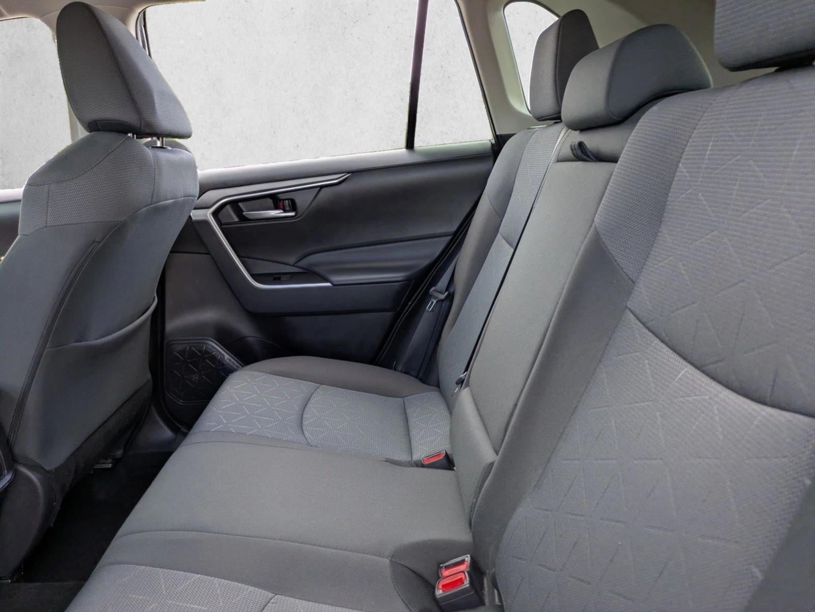 2024 Toyota RAV4 XLE FWD (GS)