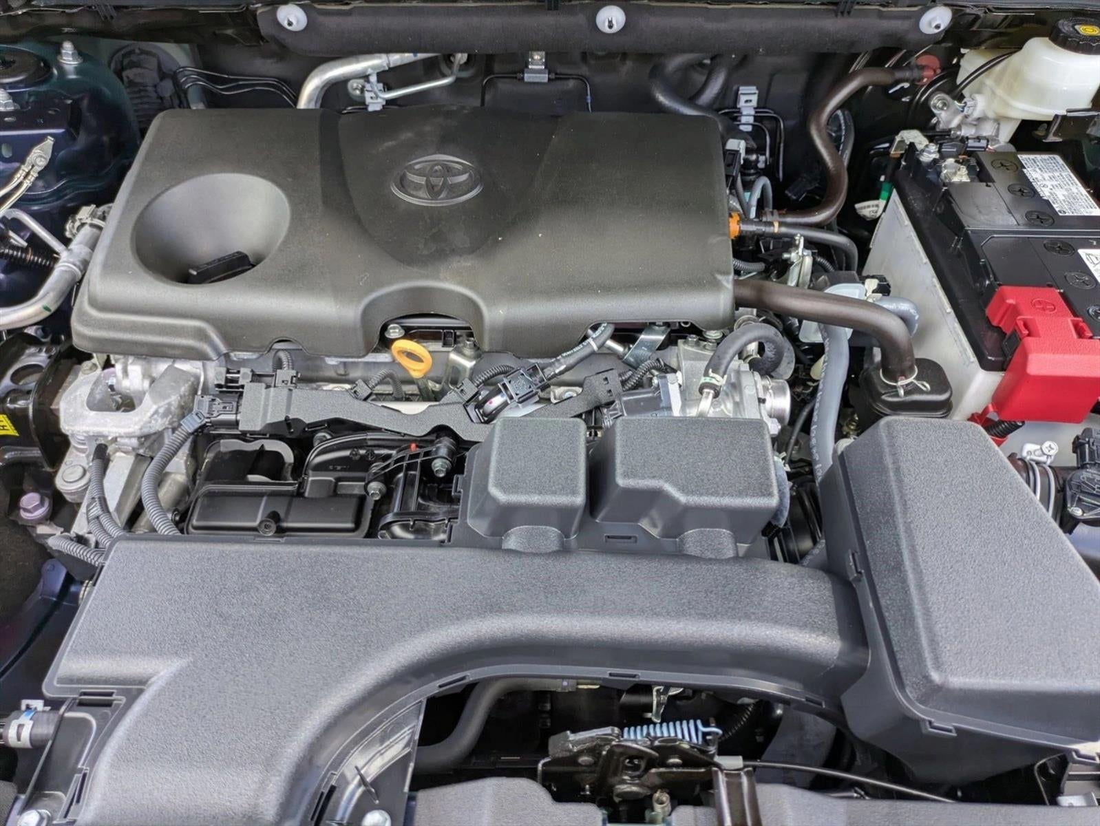 2024 Toyota RAV4 XLE FWD (GS)