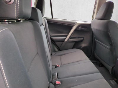 2017 Toyota RAV4 XLE FWD (GS)