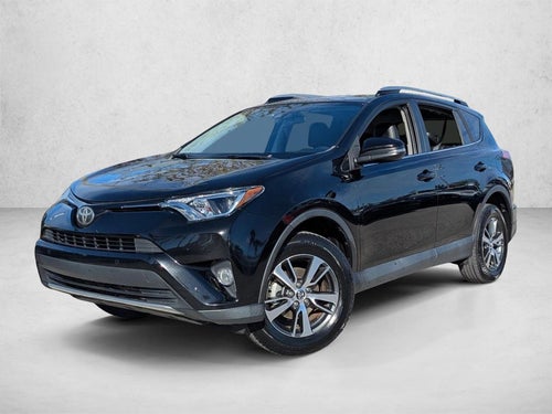 2017 Toyota RAV4 XLE FWD (GS)