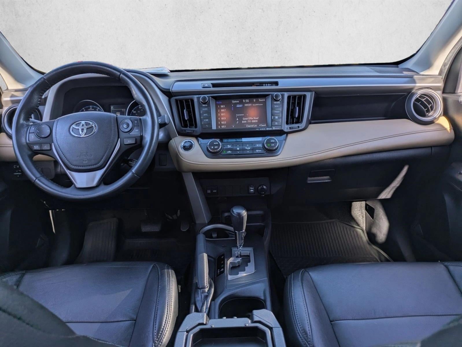 2017 Toyota RAV4 XLE FWD (GS)