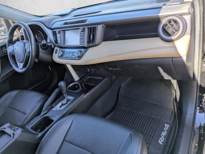 2017 Toyota RAV4 XLE FWD (GS)