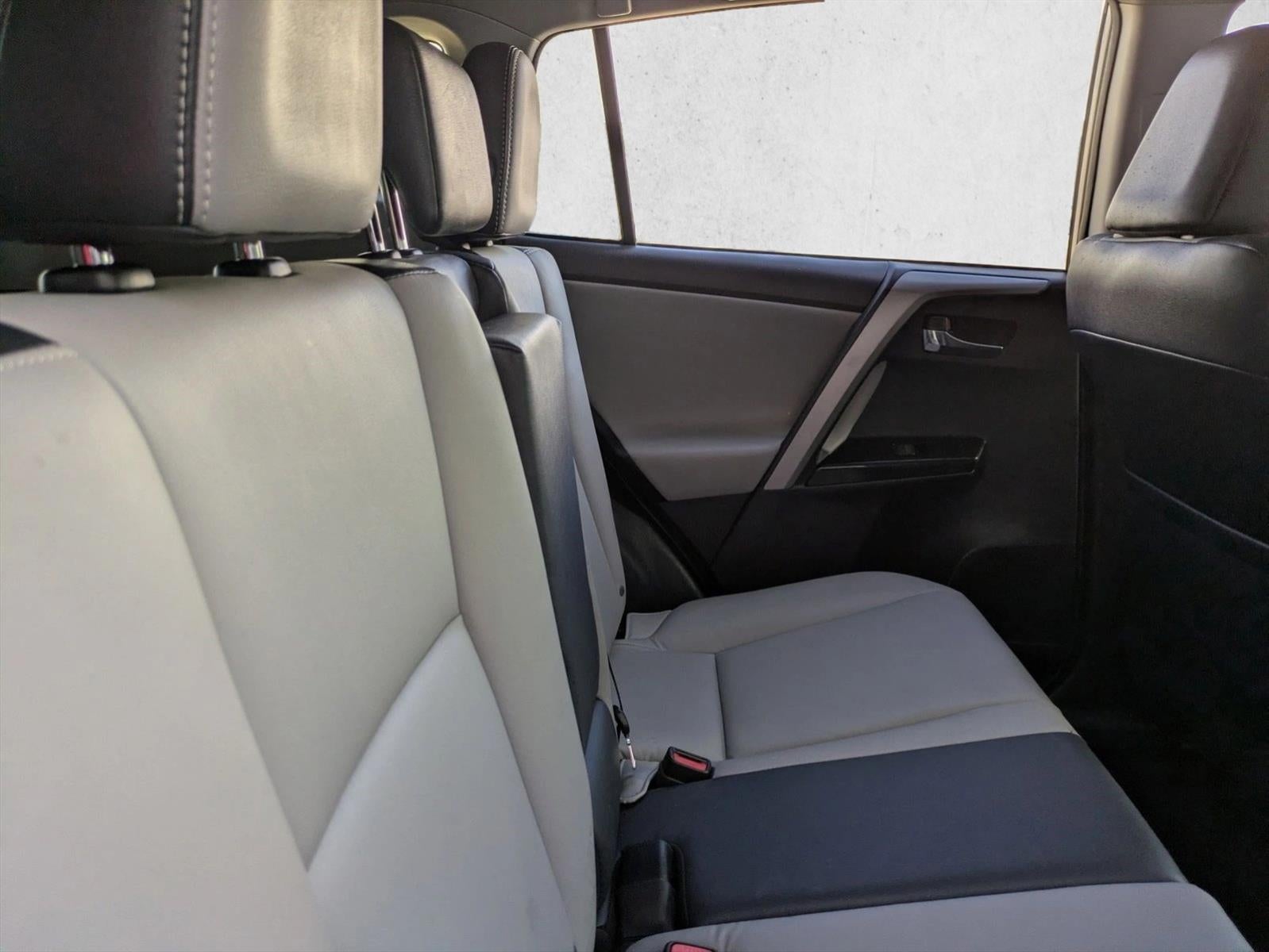 2017 Toyota RAV4 Limited FWD (Natl)