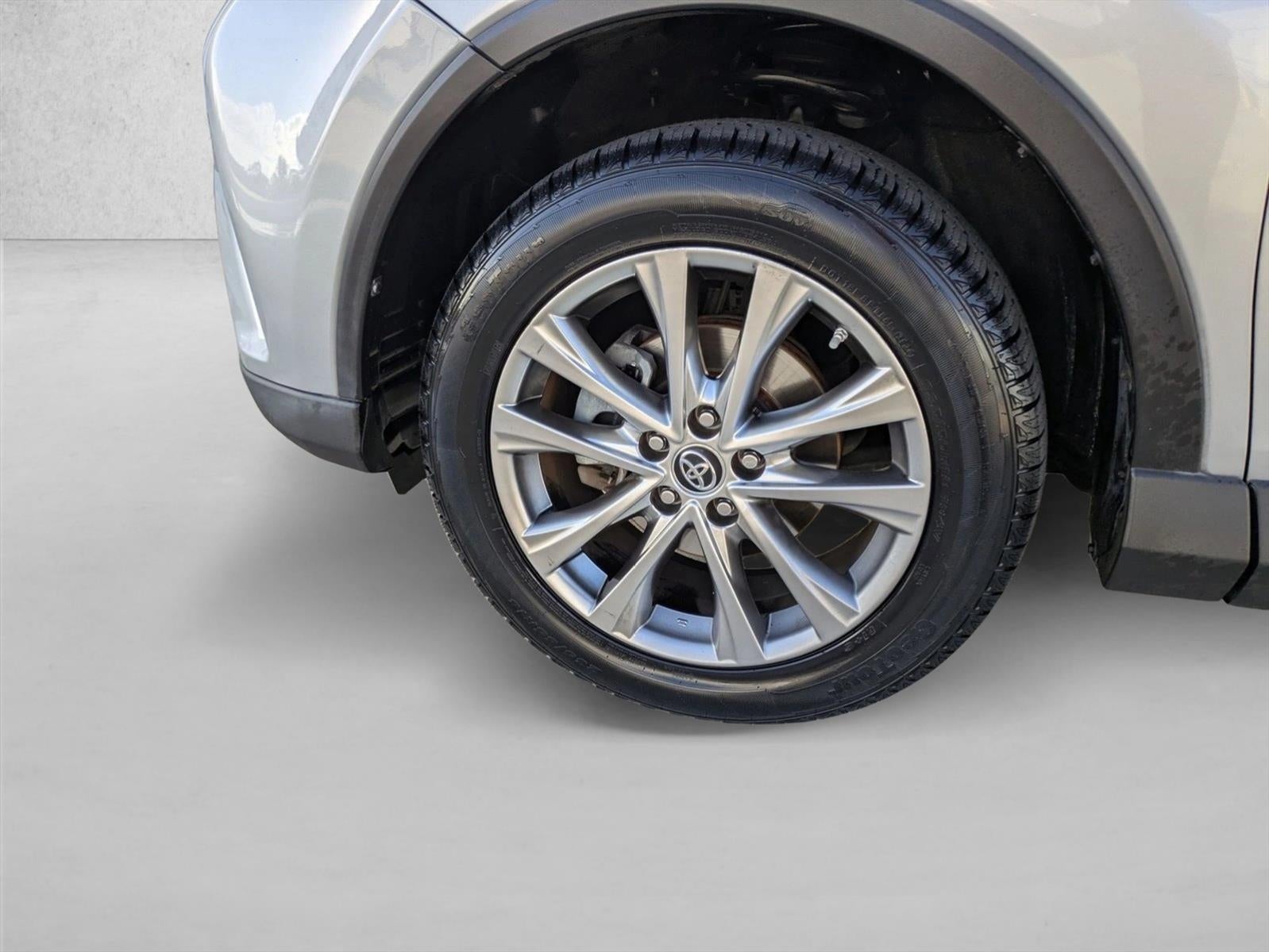 2017 Toyota RAV4 Limited FWD (Natl)