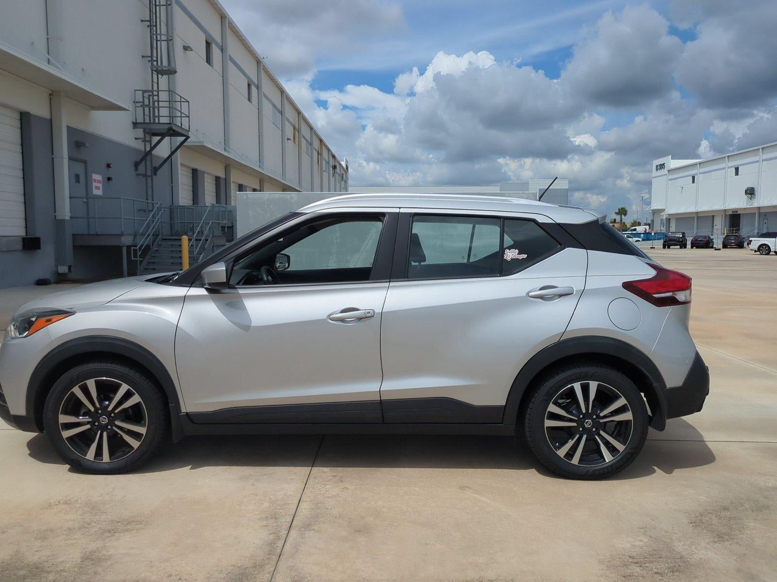 2020 Nissan Kicks SV FWD