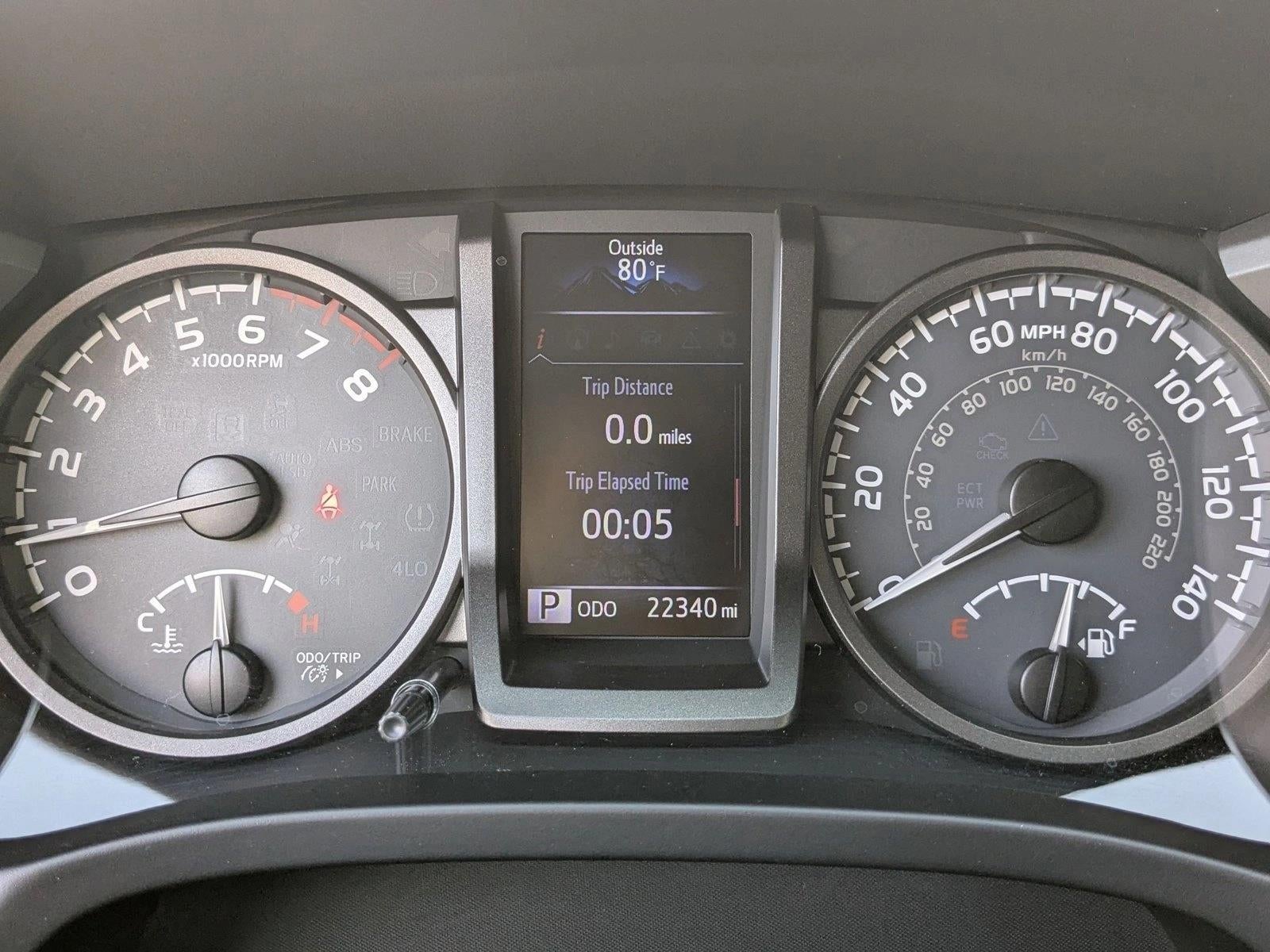 2017 Toyota Tacoma TRD Off Road Double Cab 5' Bed V6 4x2 AT (Natl)