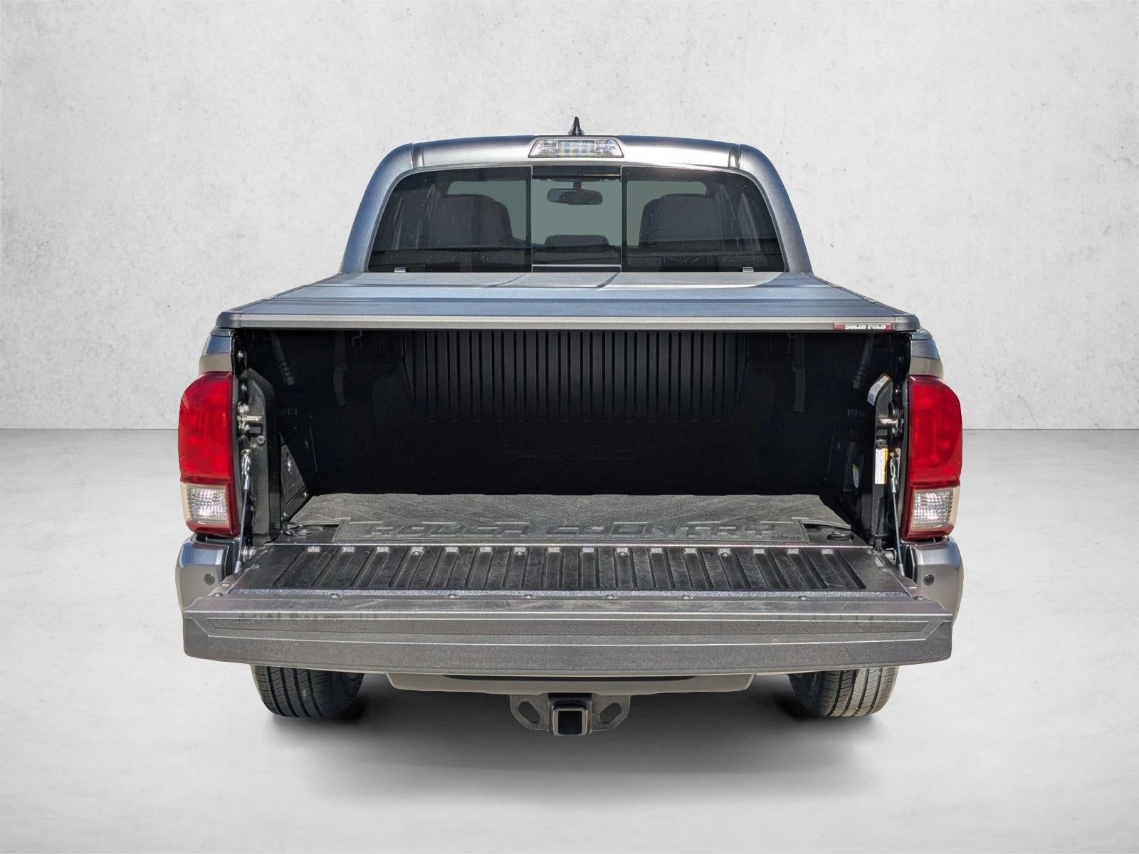 2017 Toyota Tacoma TRD Off Road Double Cab 5' Bed V6 4x2 AT (Natl)