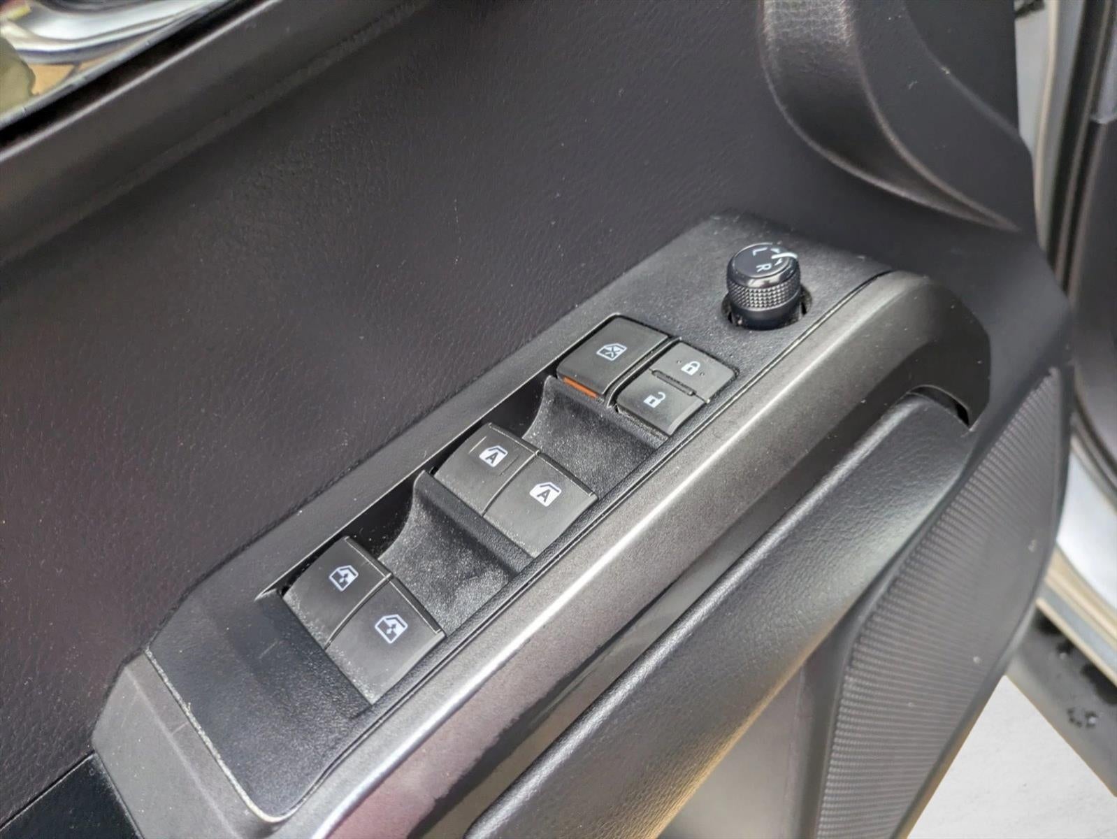 2022 Toyota Tacoma 2WD 2WD TRD Sport Double Cab 5' Bed V6 AT (Natl)