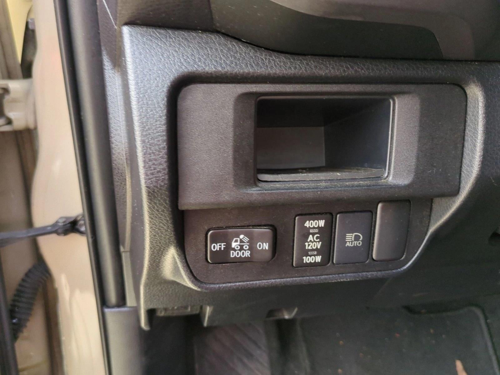 2019 Toyota Tacoma 2WD 2WD TRD Sport Double Cab 5' Bed V6 AT (Natl)