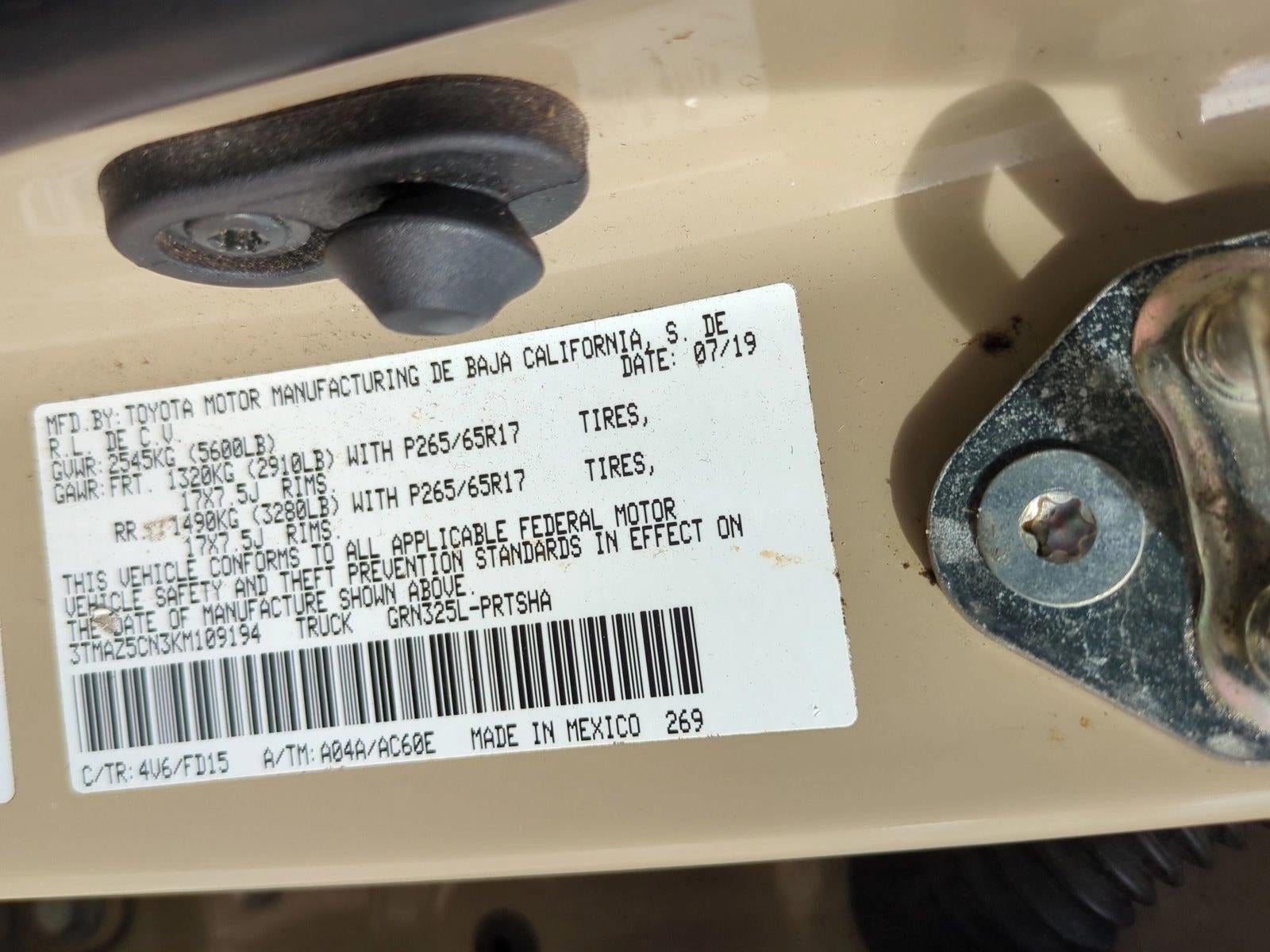 2019 Toyota Tacoma 2WD 2WD TRD Sport Double Cab 5' Bed V6 AT (Natl)